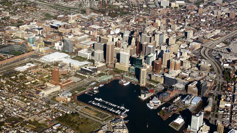 Israeli-owned business in Baltimore defaced with red paint