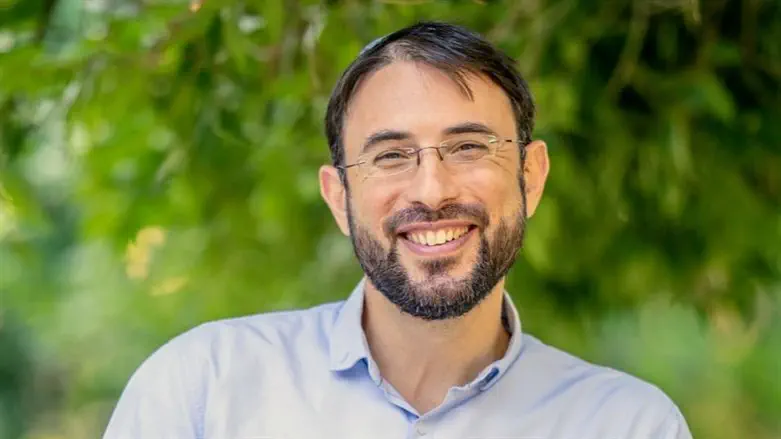 להיות עם חופשי בארצנו