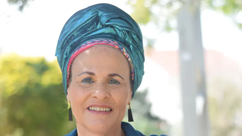 אילנות טובים, או בני אדם?