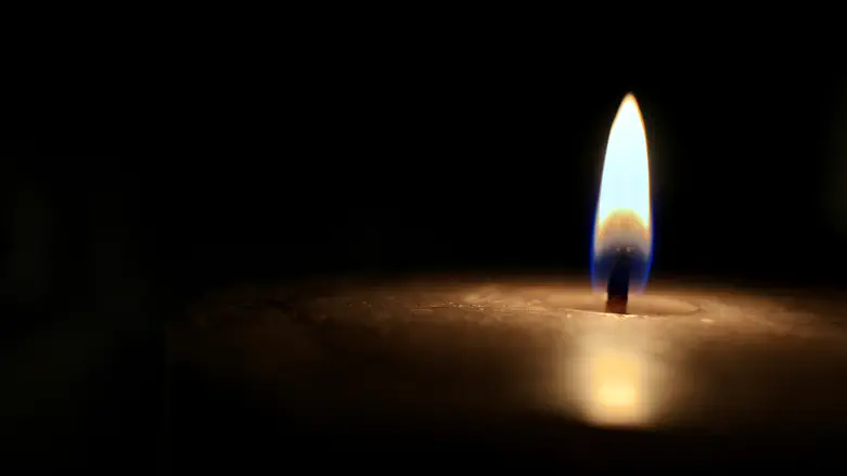 הלכה לעולמה הרבנית שרה לנדסברג