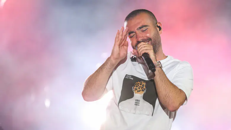 מזל טוב: עומר אדם וסשה ישראלוביץ' מאורסים