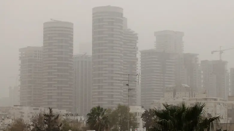 Haze and rain expected over weekend