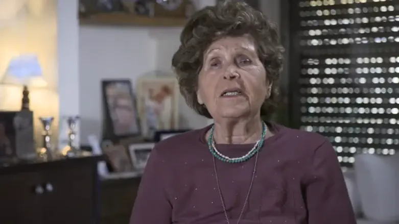 'אלה היו חיים של עינויים'