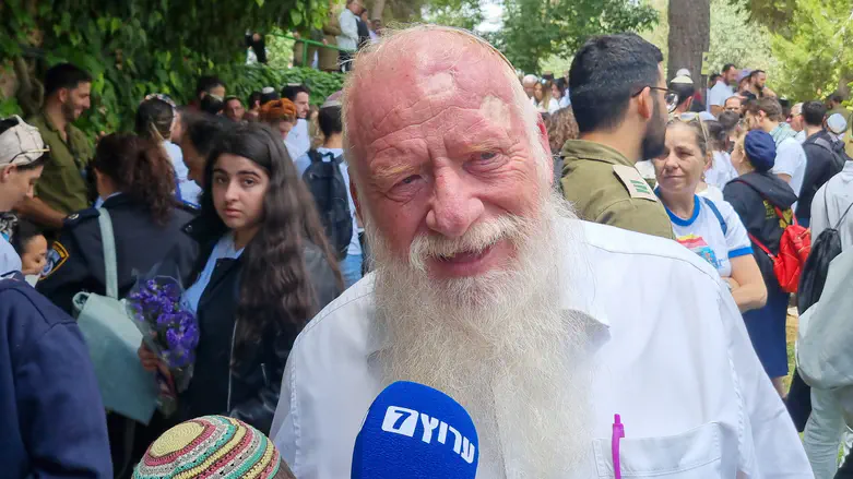 החיבוק הלאומי מנחם את המשפחות השכולות