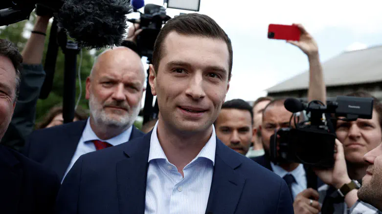 Публикация, всколыхнувшая французских правых