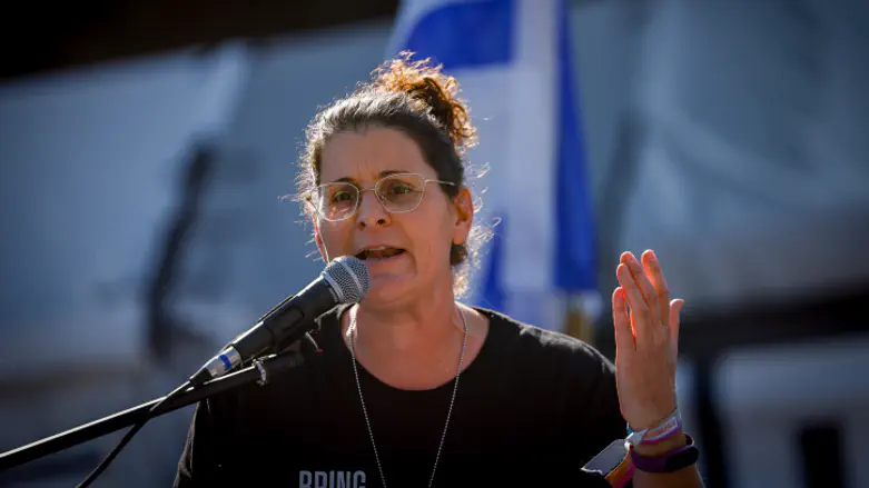 נתניהו ושרה, מגיע לכם חבל תליה