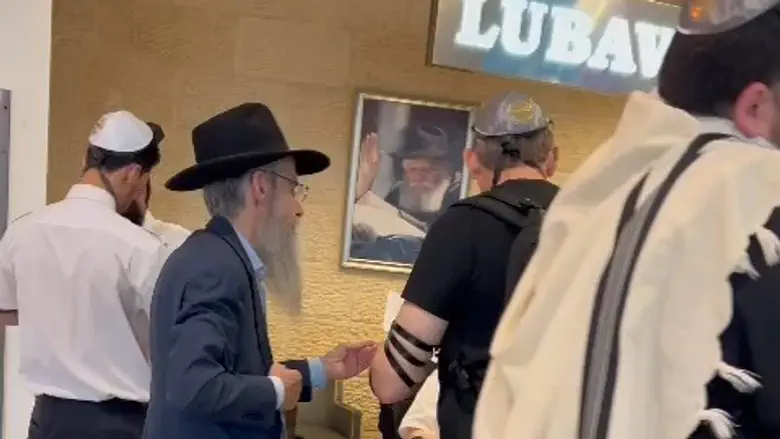 צילום: באדיבות המצלם אברהם פריד הופתע - והרבש"צ שחזר לנצרים