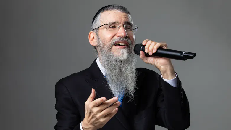 אברהם פריד מרגש בהסולטן