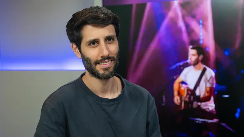 נועם בנאי מספר: השירים שנכתבו בשיעור תורה