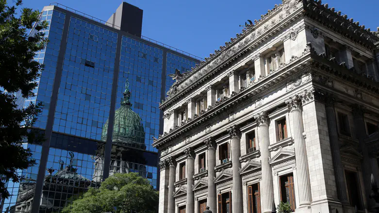 Conversion controversy: Argentina chief rabbi confirms century-old ban