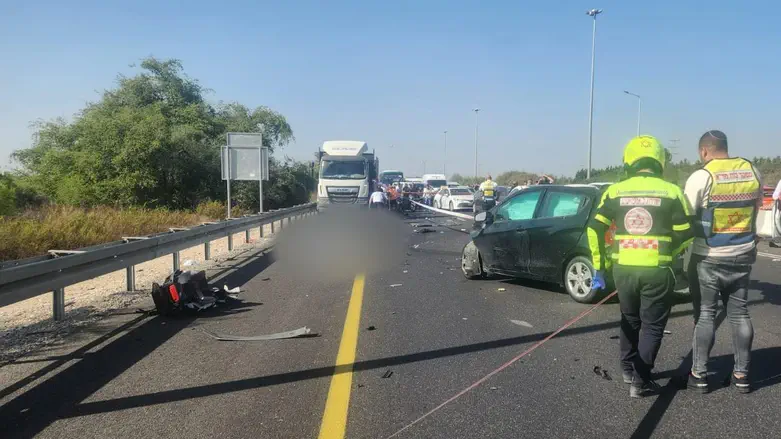 בן 3 נהרג בתאונה בכביש 1 סמוך למחלף דניאל