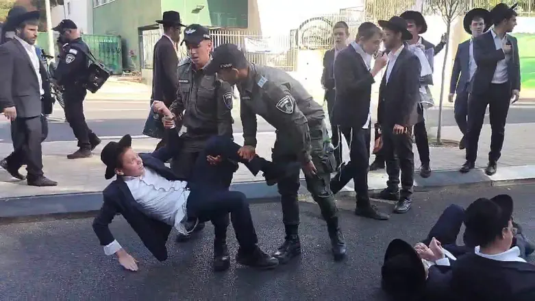 צילום: יוסי זליגר/TPS ההפגנות יחודשו? אברך נעצר בביתו בבאר שבע