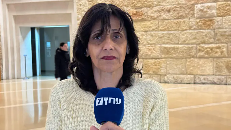 צילום: ערוץ 7 מאכילים את העזתים - והם פוגעים בחיילינו