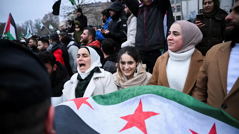 REUTERS/Annegret Hilse Что вы думаете о последних новостях?