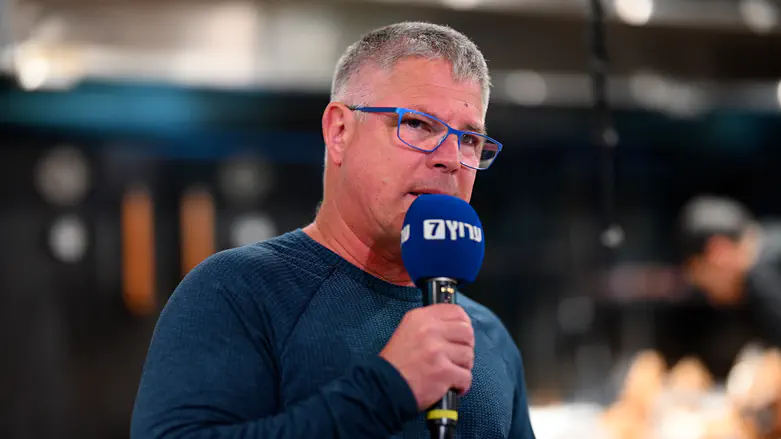 נאמנות לממלכה מול נאמנות למלך