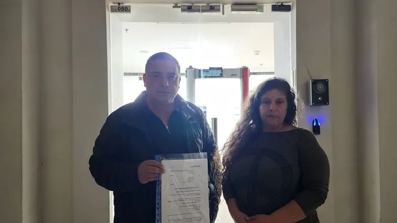 'Minimal honor to bereaved families'