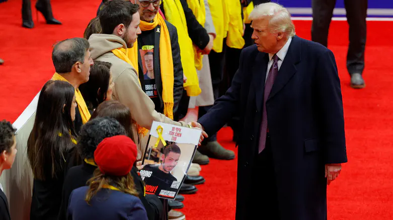 Captivity survivors, murdered hostages' wife appeal to Trump