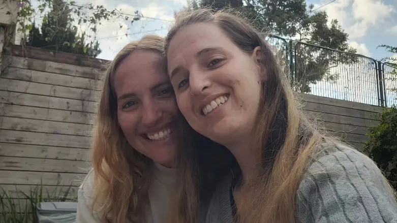 מתוך האינסטגרם אחותה של דורון פרסמה תמונה משותפת