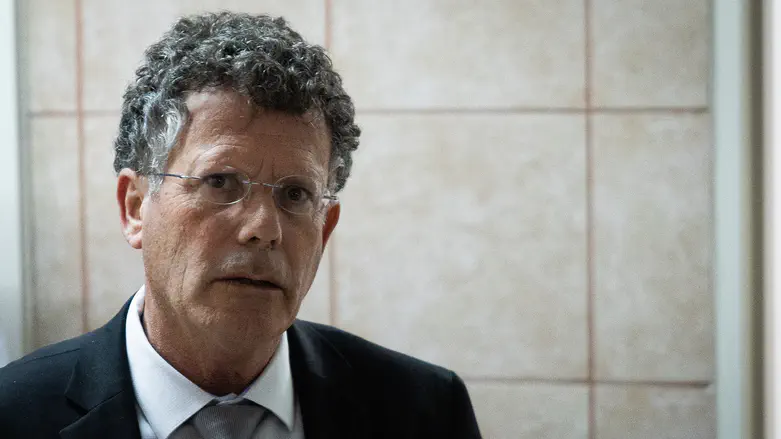 The Yitzhak Amit controversy