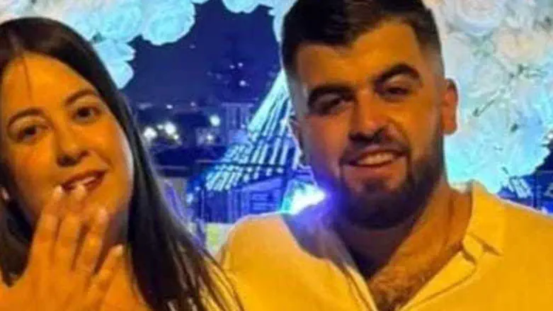 Head-on collision claims lives of couple 4 months before wedding