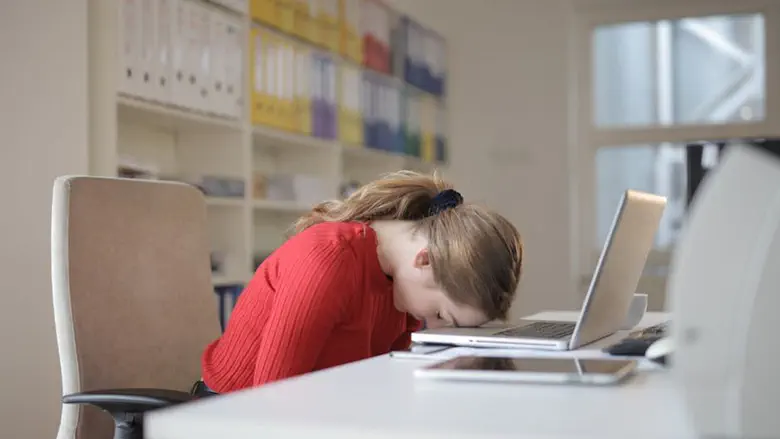 כך תשמרו על הגוף כשאתם מבלים שעות בישיבה