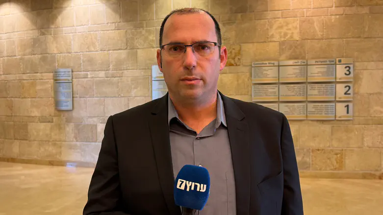 צילום: ערוץ 7 All Zelenskyy's done is attack Israel, no reason to support him