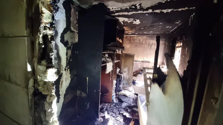 צילום: כבאות והצלה Near disaster while searching for Chametz