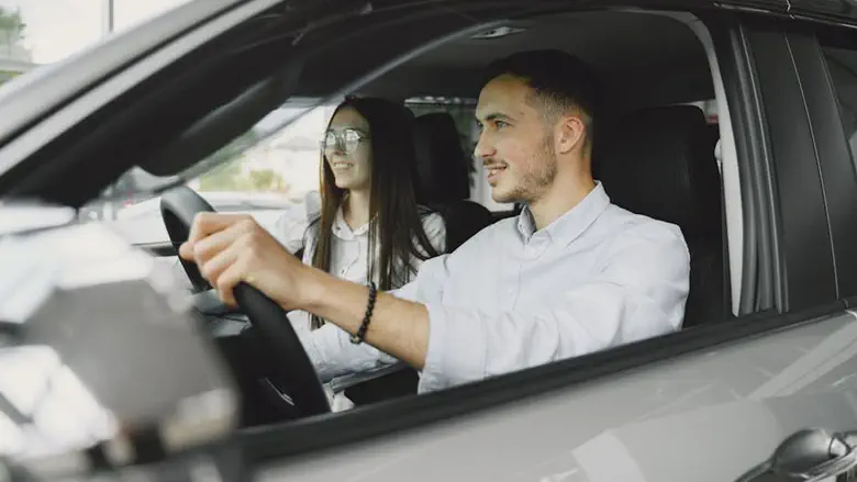 SUV היברידי: השילוב המושלם של עוצמה, חיסכון וסטייל