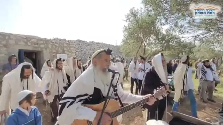 הישיבות חגגו עצמאות ב"הר עיבל"