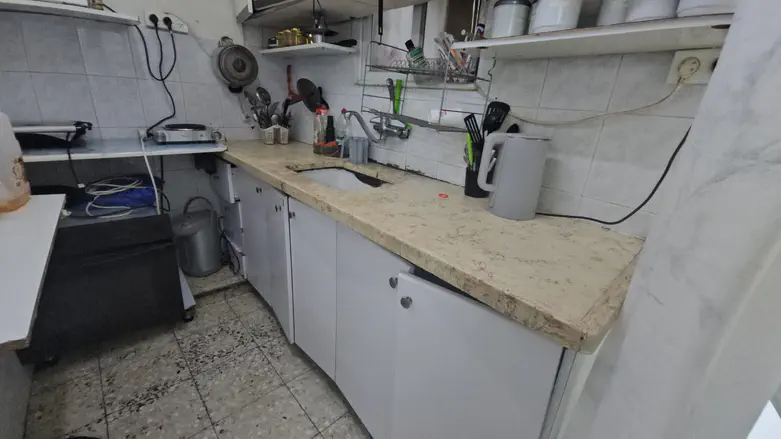 Seven children discovered living in “hovel”