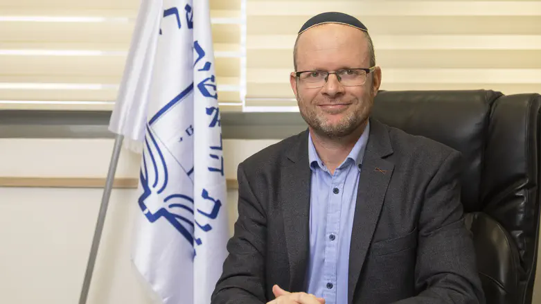 עו”ד הרב הראל גולדברג משיק ספר חדש על משנת בעל „מי השילוח”