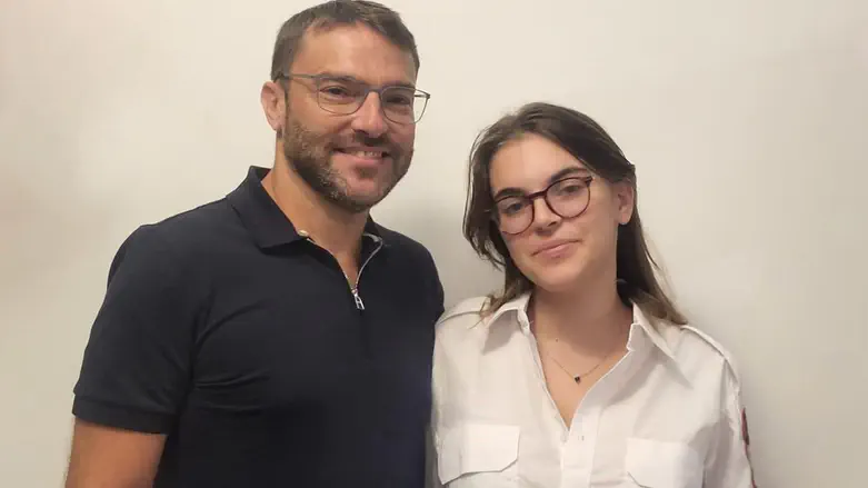 צילום: דוברות מד"א בת 15 זיהתה סכנת חיים – והצילה את אביה