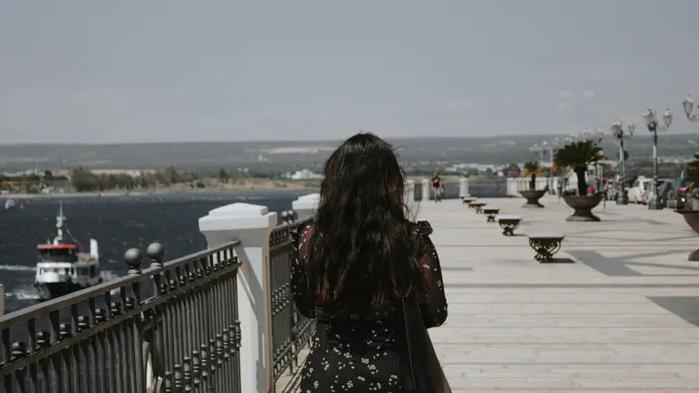 Why one woman’s dark past is affecting her wedding