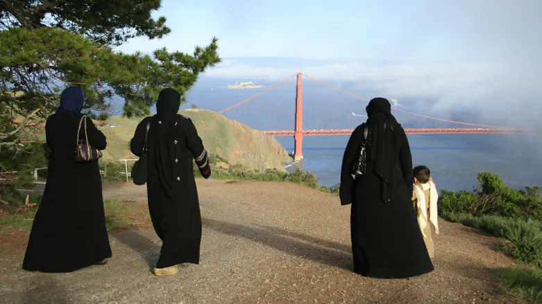 iStock How Musliim immigration to the US impacts America's Jews