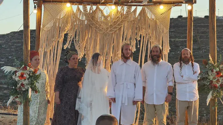 הלוחם אהרון שטרנליב שנפצע קשה התחתן