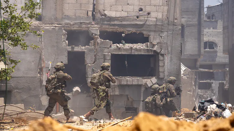 Numerous underground tunnels neutralized in Khan Yunis