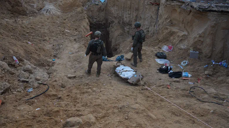IDF locates and extracts corpse of Mohammad Sinwar