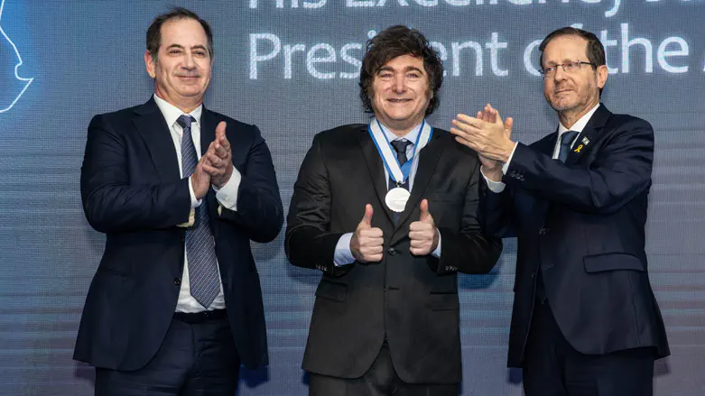 Genesis Prize honors Argentine President Javier Milei