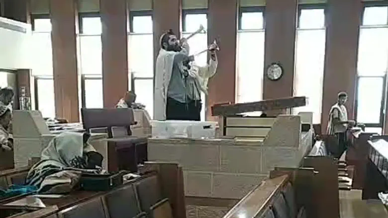 צילום: באדיבות המצלם פתרון חדש לתפילה בימי חירום