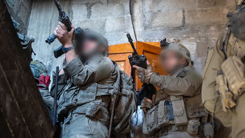 162nd Division operating in Kfar Jabaliya in Gaza