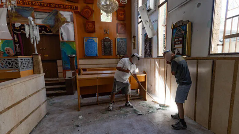 'Miracle no worshipers were hurt at Great Synagogue'