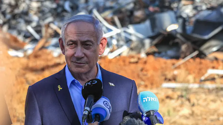 "מחקר נופץ על ידי טיל של המשטר המרושע"