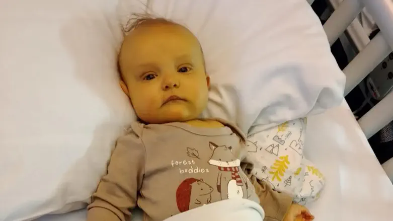 Moishy needs emergency heart surgery