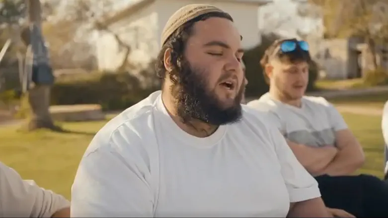 "צמא לתורה, בונה הארץ ונפש טהורה"