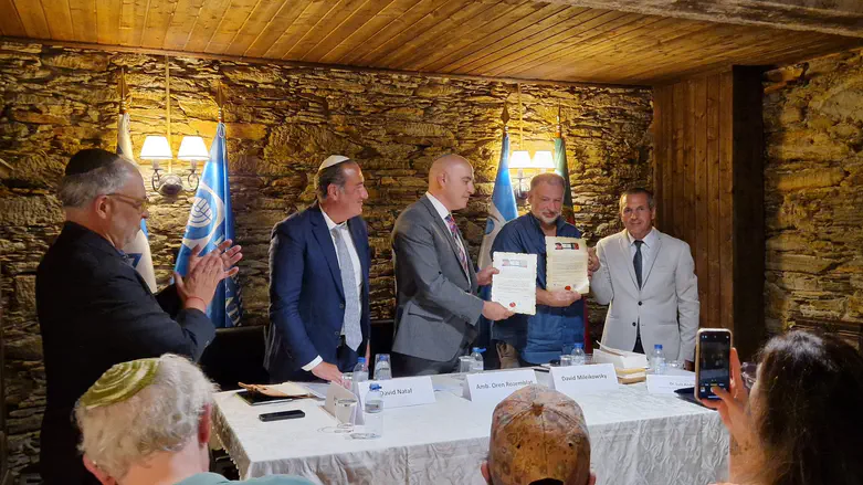 Yoni Netanyahu honored for heroic role in Entebbe rescue