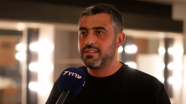 צילום: ערוץ 7 ישי ריבו בשיר חדש: "לא לחינם"