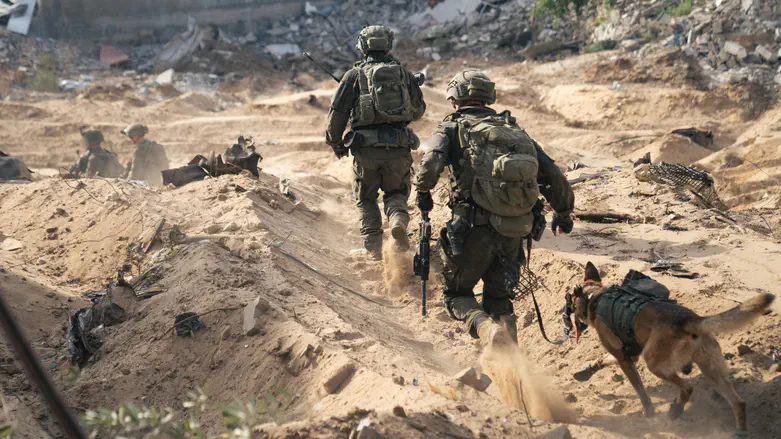 Two soldiers severely injured in Khan Yunis