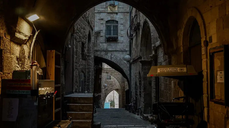 צילום: יצחק הרץ שיר הנחמה של מרדכי בן דוד בגרסה ווקאלית