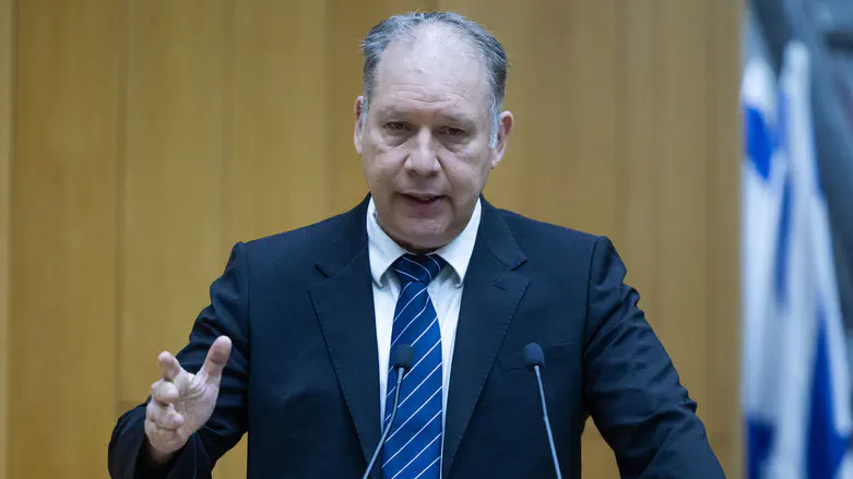צילום: Yonatan Sindel/Flash90 השאלות שאביחי מנדלבליט יצטרך להשיב עליהן