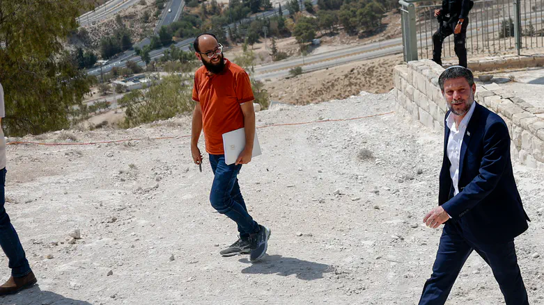 צילום: Yonatan Sindel/FLASH90 הדובר של סמוטריץ' מסיים את תפקידו